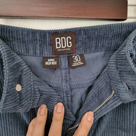 BDG Mom High Rise corduroy pants - Picture 7 of 9